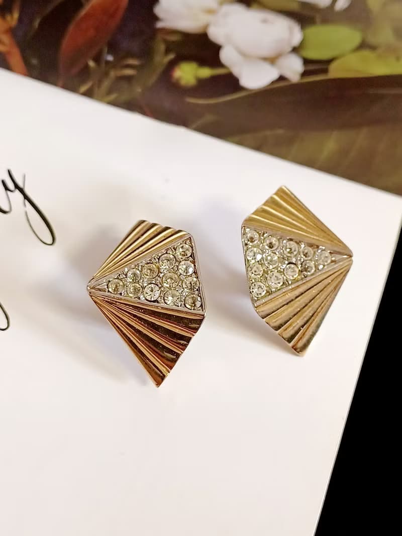 vintage jewelry  時尚設計立體錐形萊茵鑽 夾式耳環