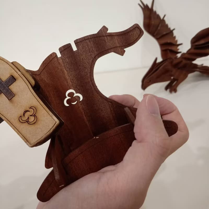 【手作DIY】 展翅高飛 翱翔飛鷹 老鷹造型 木質 名片座