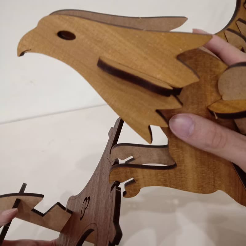 【手作DIY】 展翅高飛 翱翔飛鷹 老鷹造型 木質 名片座