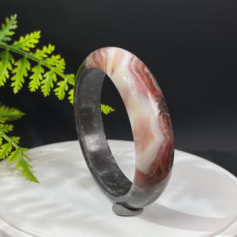 鐵皮南紅瑪瑙手鐲61MM 玉化紅白料鴻運當頭赤玉手環 古樸厚重