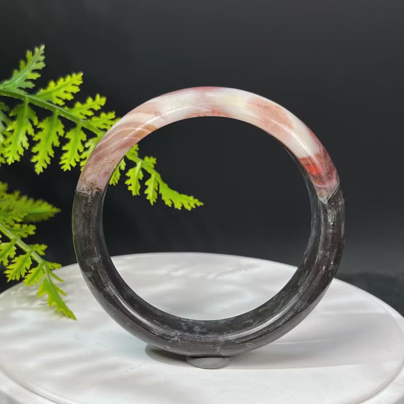 鐵皮南紅瑪瑙手鐲61MM 玉化紅白料鴻運當頭赤玉手環 古樸厚重