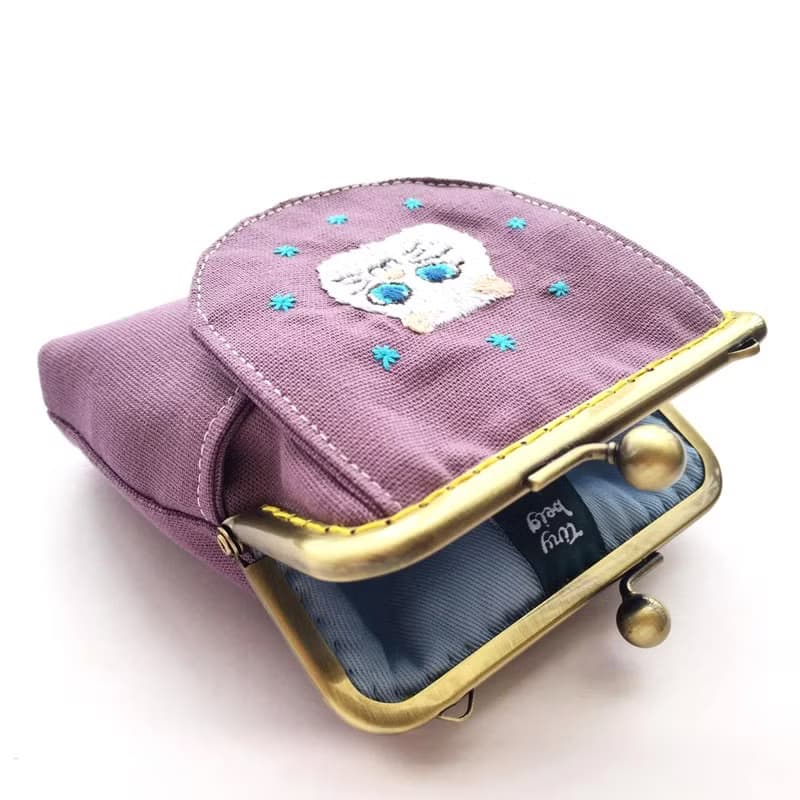 刺繡貓口金多用包