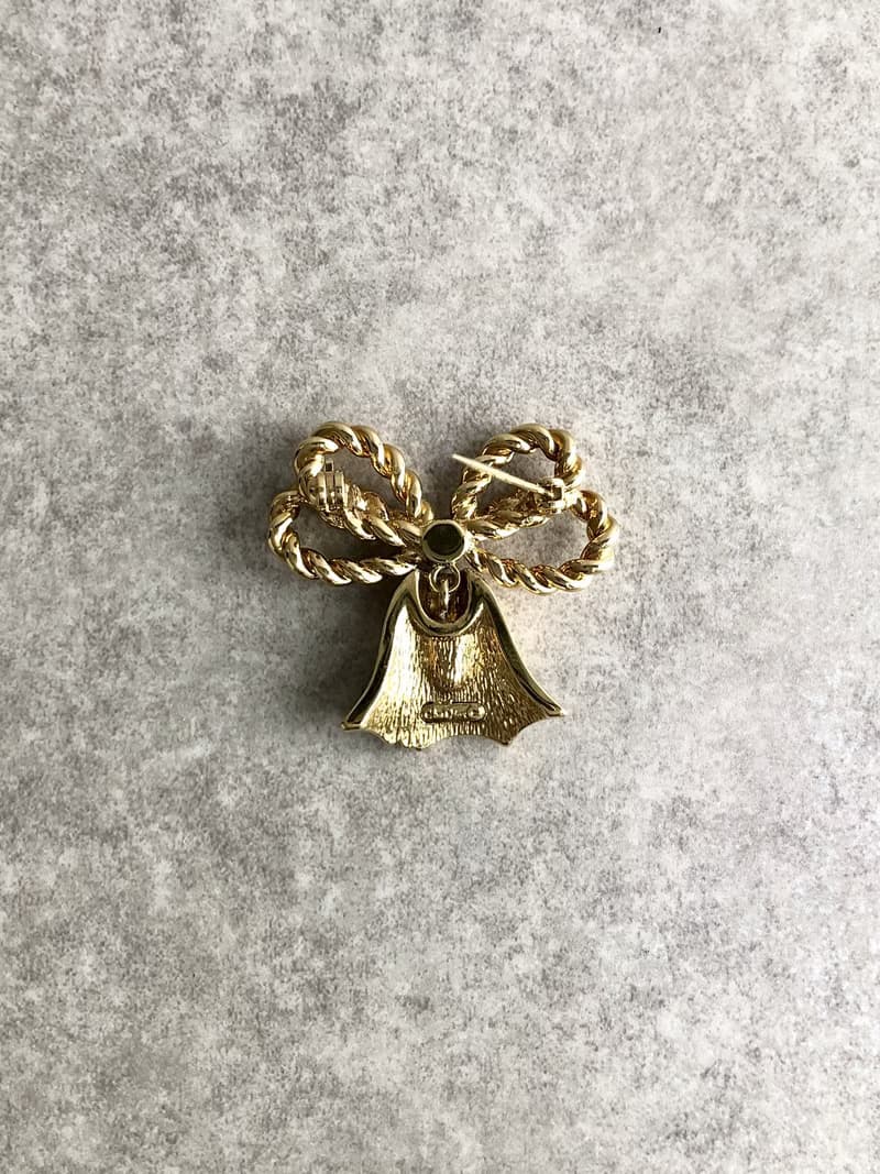 【 日本直送　名牌中古包 】Christian Dior クリスチャン ディオール ブローチ ゴールド ベル vintage ヴィンテージ j37x4j