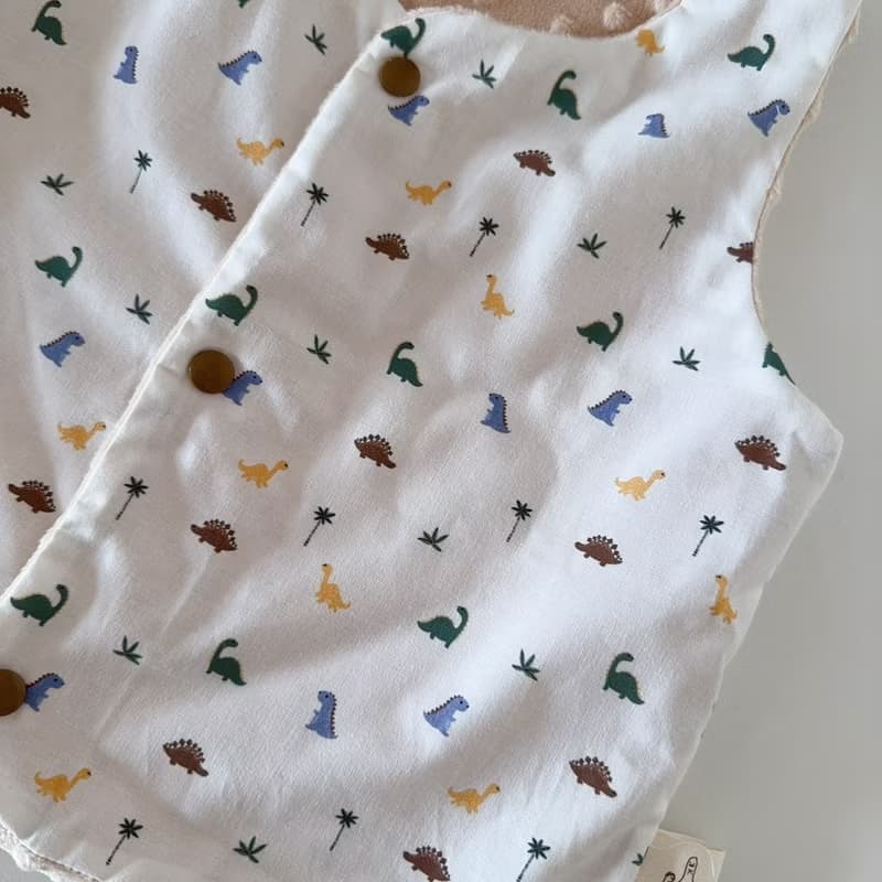 恐龍島 可繡名嬰幼兒90-130公分 手工樂豆背心 嬰兒禮物周歲禮物
