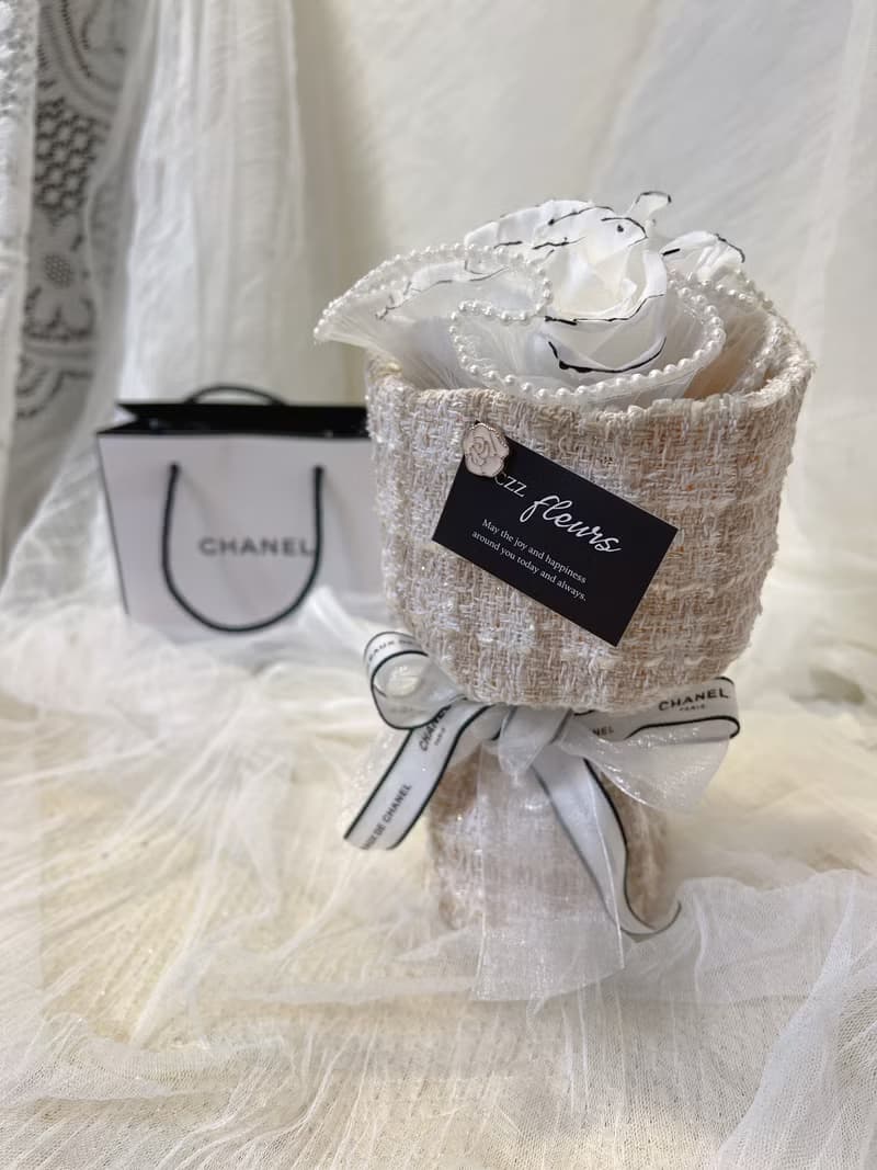 小香風永生花花束 情人節 生日禮物 求婚花束 香奈兒毛呢花束