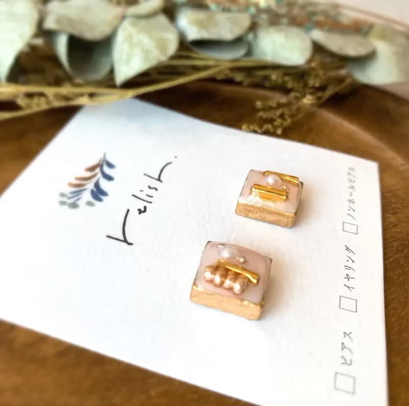 ベビーピンク 金継ぎ ライン 美濃焼 タイル ピアス イヤリング ノンホールピアス 小ぶり 小さい ピンク スクエア パール ビーズ 四角 シンプル 華やか
