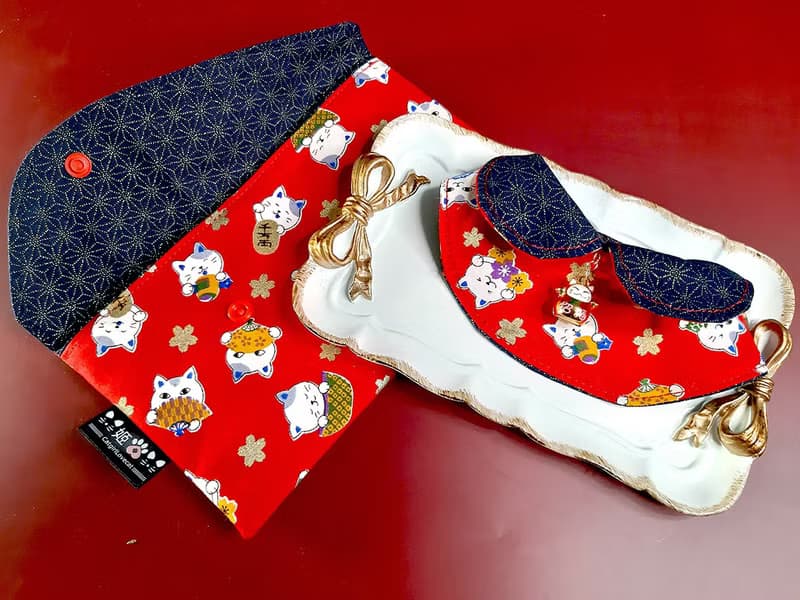 主僕放閃-萌寵招財系列-招財貓雙面領巾+布紅包袋