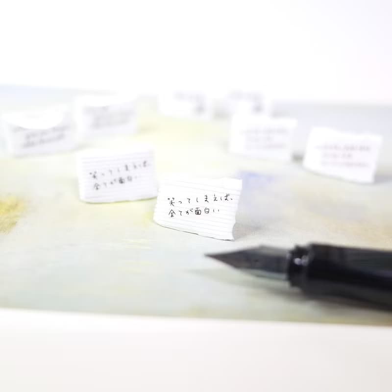 迷你隨手筆記 貼耳耳環 耳夾/耳針