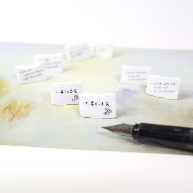 迷你隨手筆記 貼耳耳環 耳夾/耳針