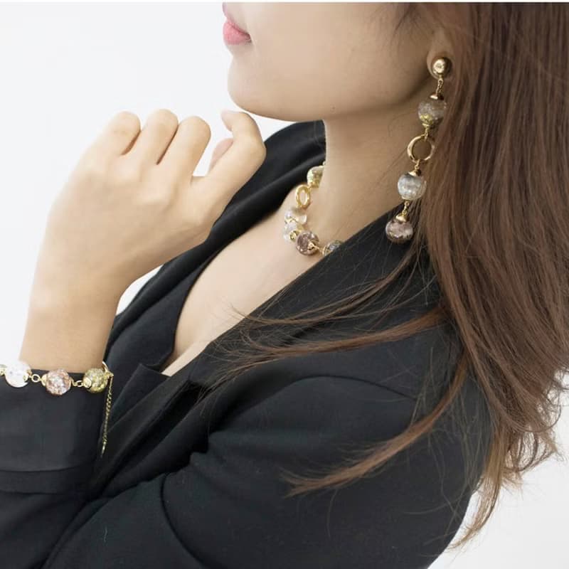 Glam Gold Snowball Bracelet