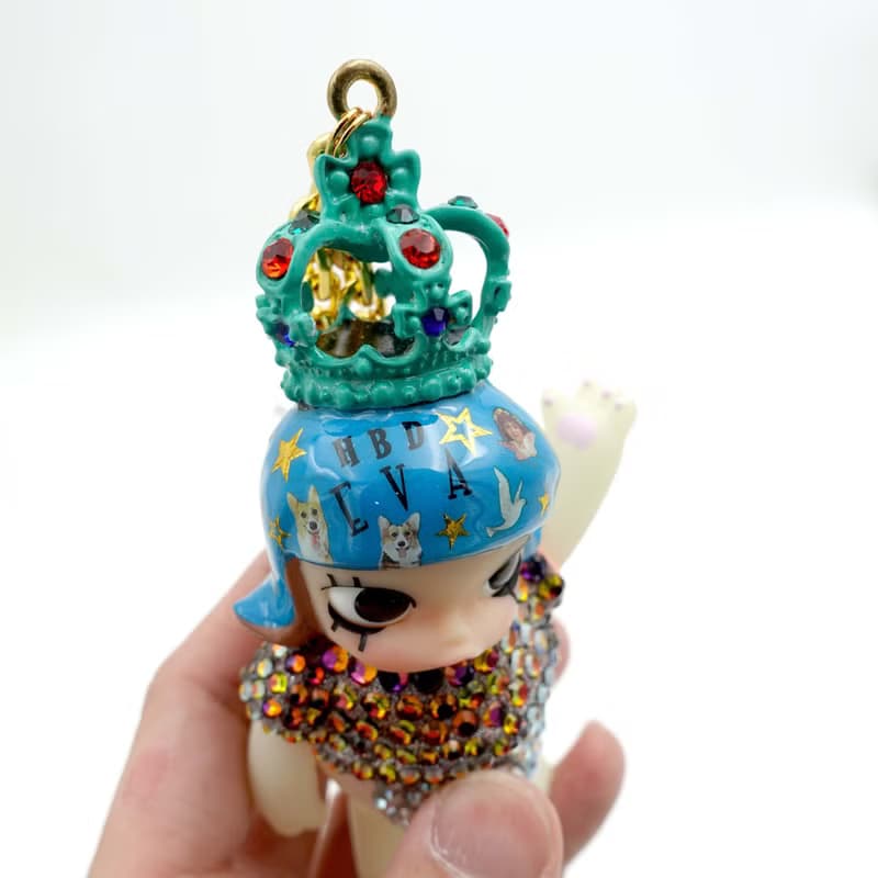 TIMBEE LO手工改裝MOLLY娃娃綴施華洛水晶手袋裝飾掛包包項鍊手鍊