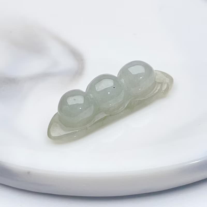 【連中三元】冰種翡翠福豆項鍊 | 天然緬甸玉翡翠A貨 | 送禮
