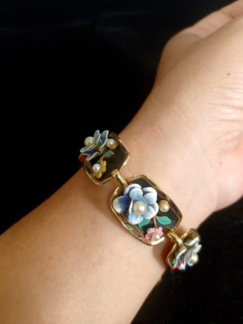 vintage jewelry古典珍品  Alice 琺瑯立體珍珠花卉 手鍊