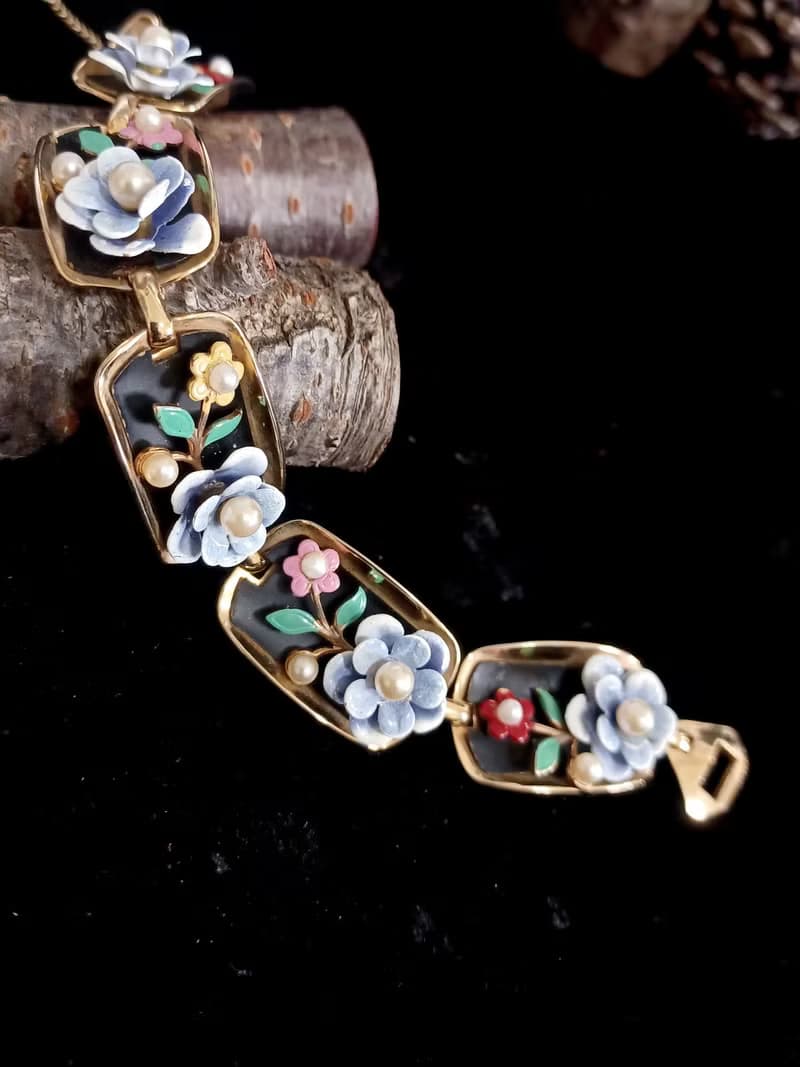 vintage jewelry古典珍品  Alice 琺瑯立體珍珠花卉 手鍊