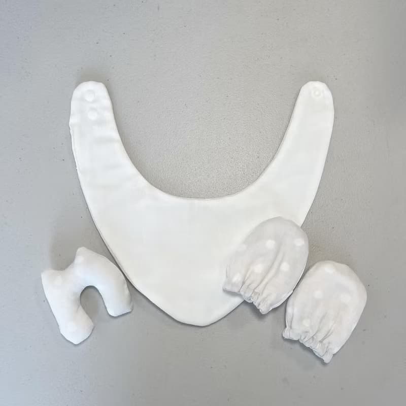 點點貓。三色。圍兜兜。手套。手遙鈴。彌月禮盒。貓