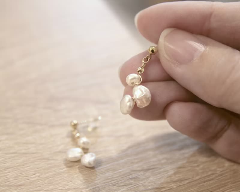 初綻放 珍珠耳環 可改夾式 天然巴洛克