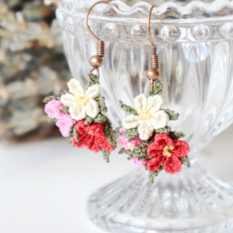 PREMIUMレースのピアス【ブーケ】ゼラニウムレッド