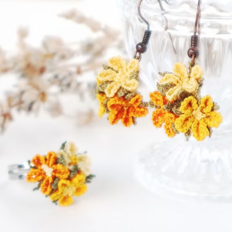 PREMIUMレースのピアス【ブーケ】ゼラニウムレッド