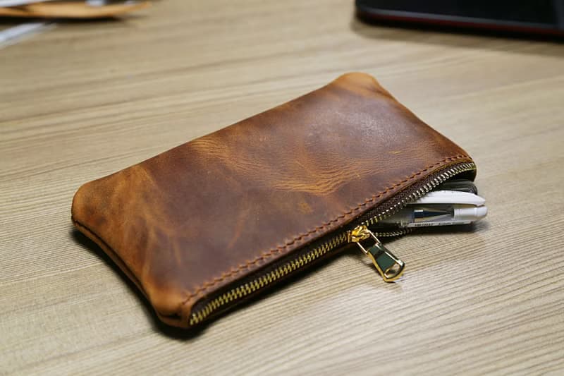 藝創小間 | 瘋馬皮拉鍊筆袋手機袋收納袋手拿包 情人節 禮物