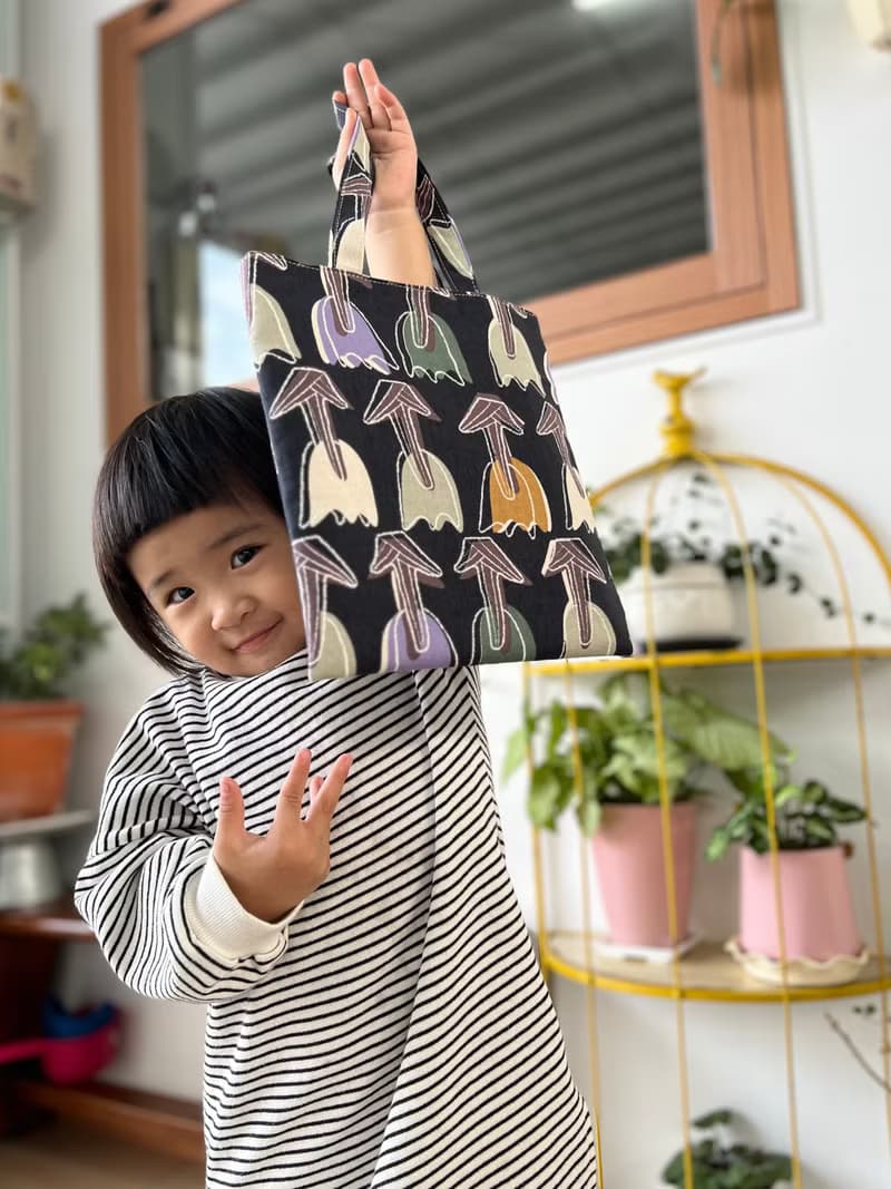 【現貨】小書袋歐風幾何鬱金香款