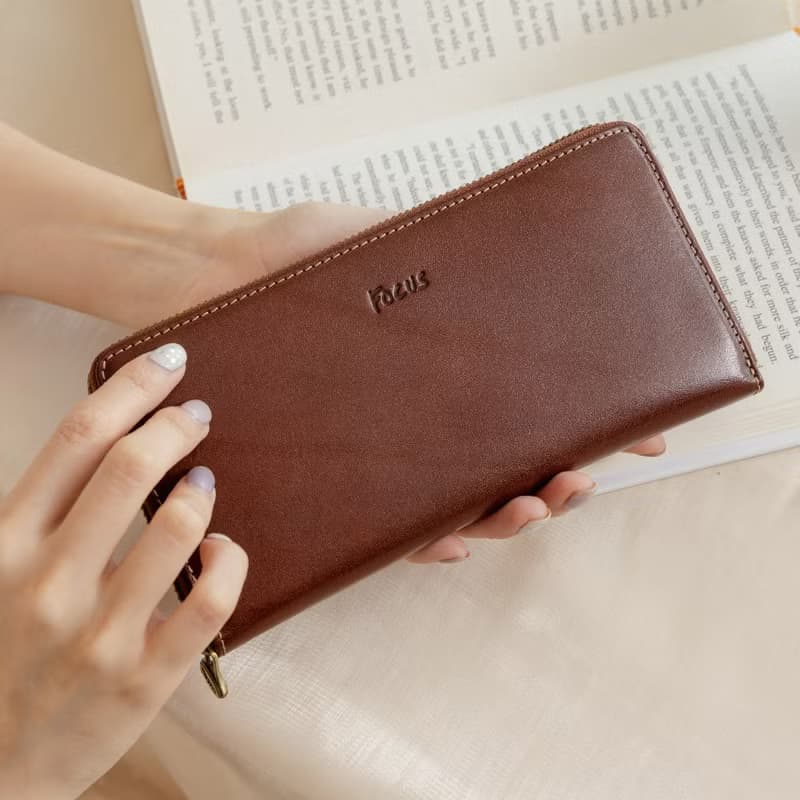 【真皮長夾】真皮ㄇ型拉鍊長夾/8卡拉鍊零錢袋女長夾/長錢包