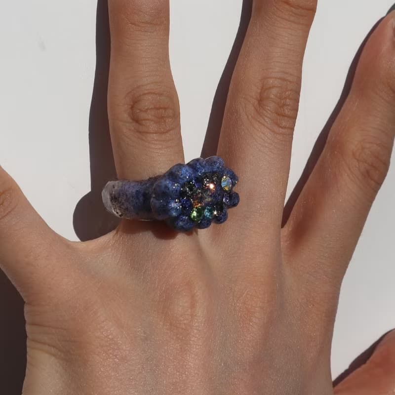 CROWN DEEP BLUE