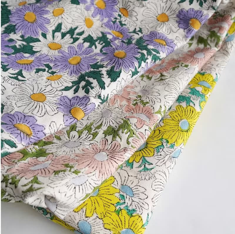 たっぷり入るカラフルな花柄バッグ、Margaretトートバッグ　yellow