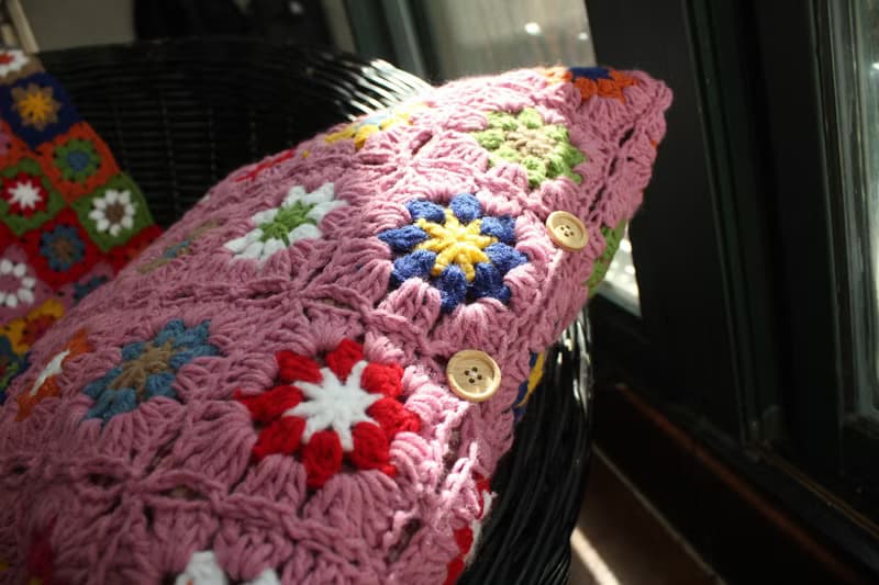 田園床頭抱枕沙發靠背靠墊毛絨線靠包 紫紅色公主抱枕