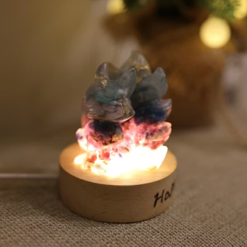 【快速出貨】漸層藍色小九尾狐狸戀愛運小夜燈-開運智慧紫水晶狐