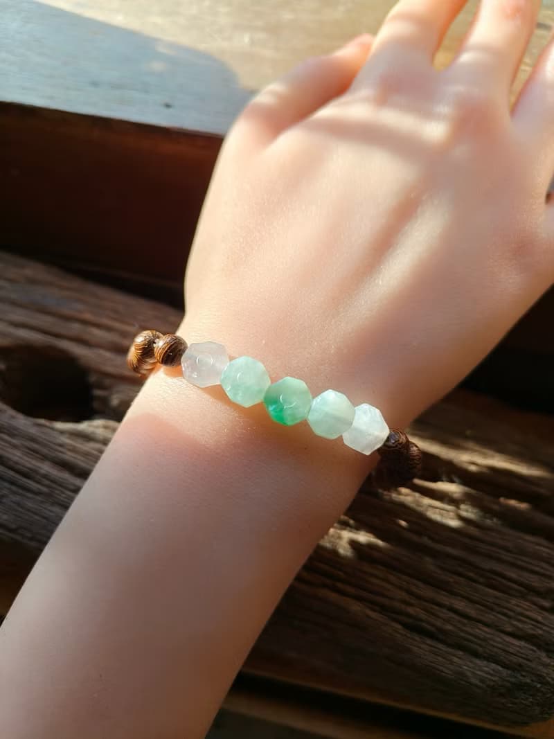 天然緬甸翡翠 冰種飄綠紫羅蘭  檀木串珠手鍊 072013