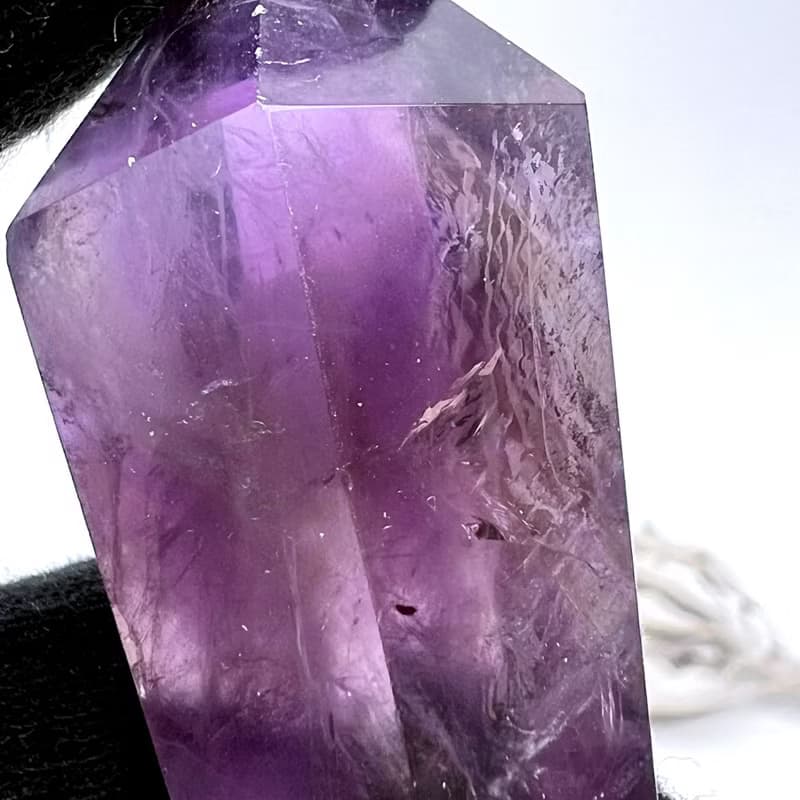 勇往。擺件 一圖一物 療癒 打磨 l 小紫晶權杖水晶 紫水晶 爆彩 l