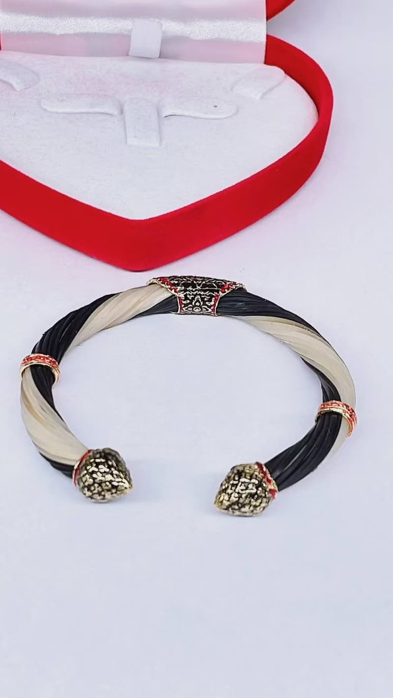 Black&White Body Real Elephant Tail Hair Bangle Silver Enamelled Sukhothai