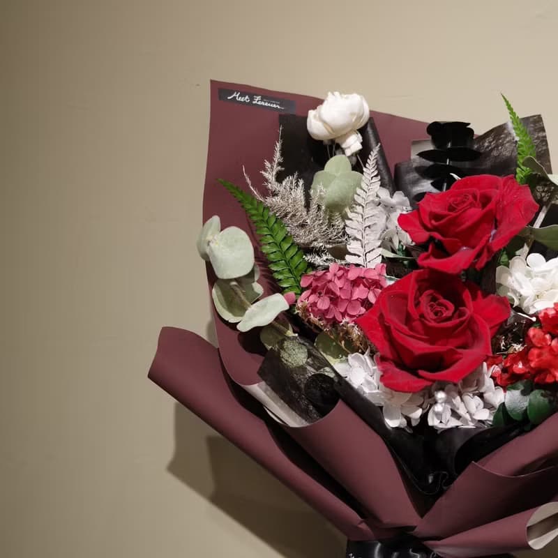 【遇見恆久】 紅粉戀曲永生玫瑰花束 情人節花束 含盒 共2款