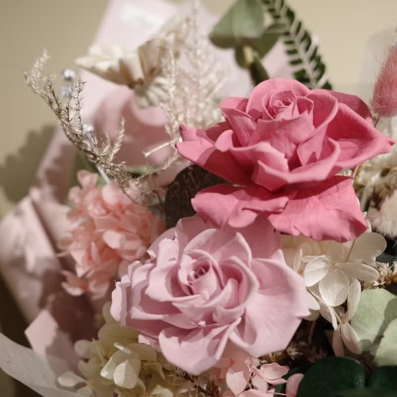 【遇見恆久】 紅粉戀曲永生玫瑰花束 情人節花束 含盒 共2款