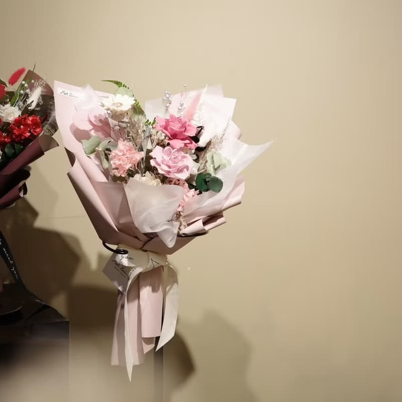 【遇見恆久】 紅粉戀曲永生玫瑰花束 情人節花束 含盒 共2款