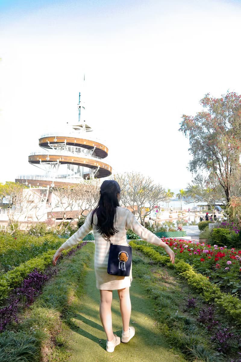 刺繡狗狗捕夢網斜揹袋 | 貴婦狗, 藍色