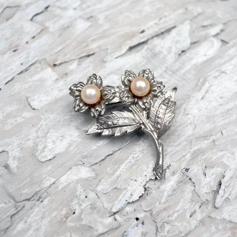 銀色花卉花束珍珠胸針 貴婦風格 日本高級二手中古珠寶首飾古著