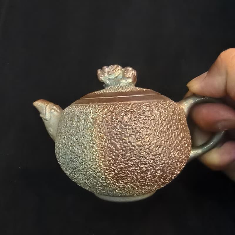 鶯歌名家柴燒金銀彩手拉胚冰煙茶壺