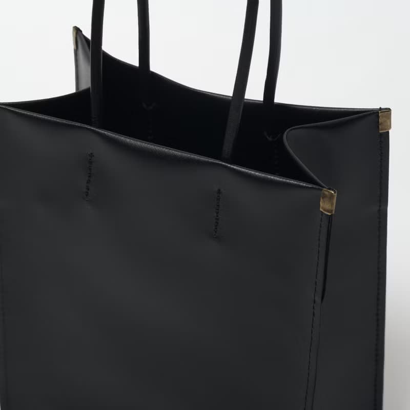 【shopper mini black】トートバッグ/紙袋/ラミネートキャンバス/持ち手レザー/シンプル/底鋲/自立