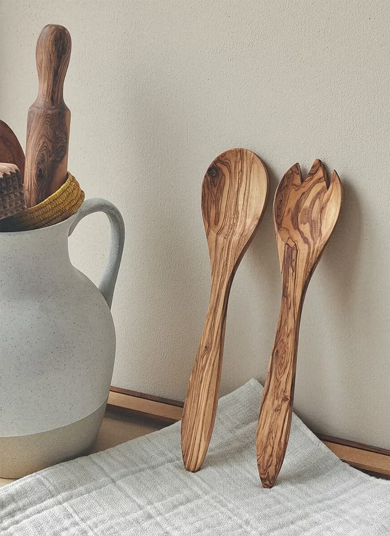 手工製橄欖木沙律匙和叉–兩件組