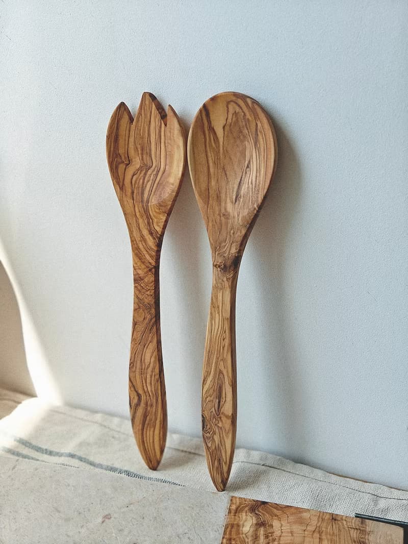 手工製橄欖木沙律匙和叉–兩件組