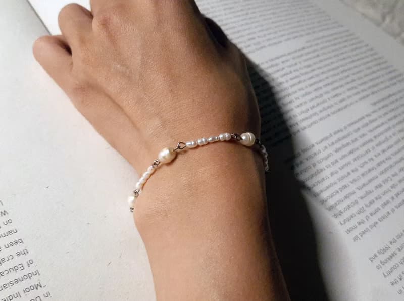 小珍珠間隔大珍珠手鍊