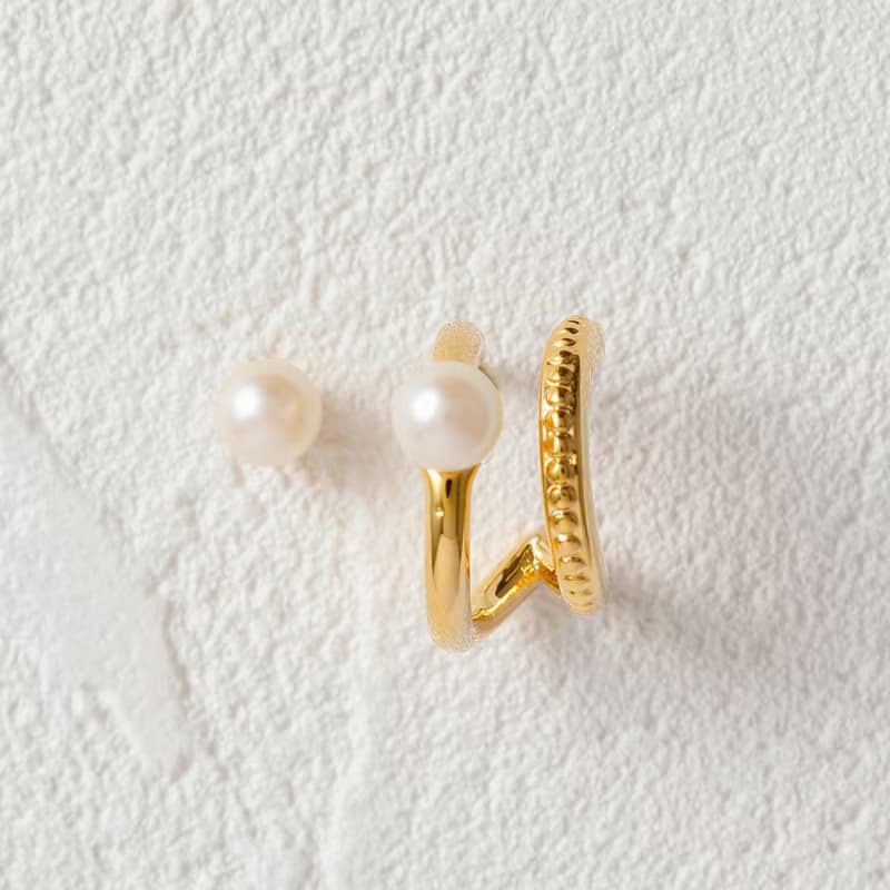 asymmetry-pearl pierced earring GD　ニッケルフリーピアス　おしゃれなアシンメトリーデザイン 　パール　ゴールド