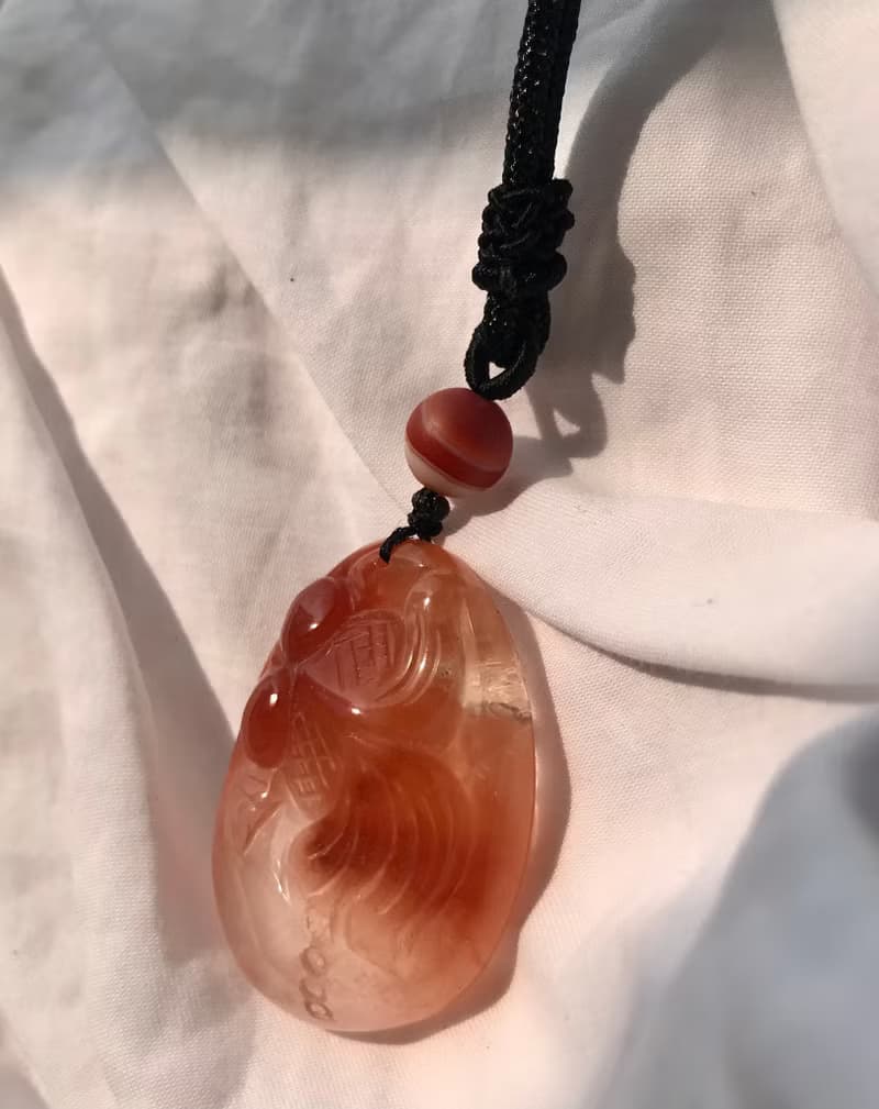 巴西紅兔毛 彩虹 水晶 金魚 人工雕刻 項鍊 吊咀 吊墮 水晶 擺設