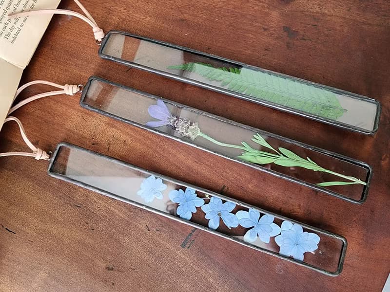 植物圖鑑∣小葉藍繡球花∣玻璃鑲崁∣花草標本書籤
