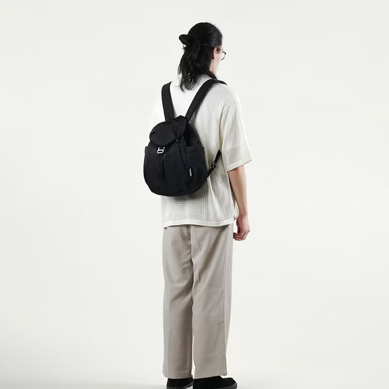 【FW25全新Wander系列】RORY 日常隨身背包 中號 (翠黑色)