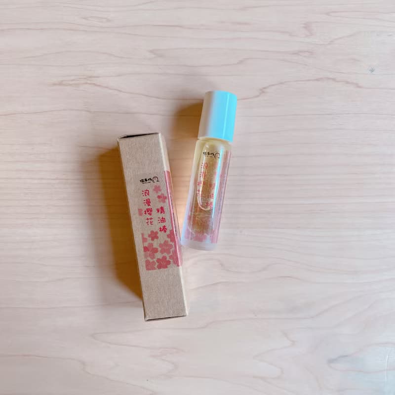 香氛精油棒 | 貓手作 | 香水, 滾珠瓶, 提神, 刮痧