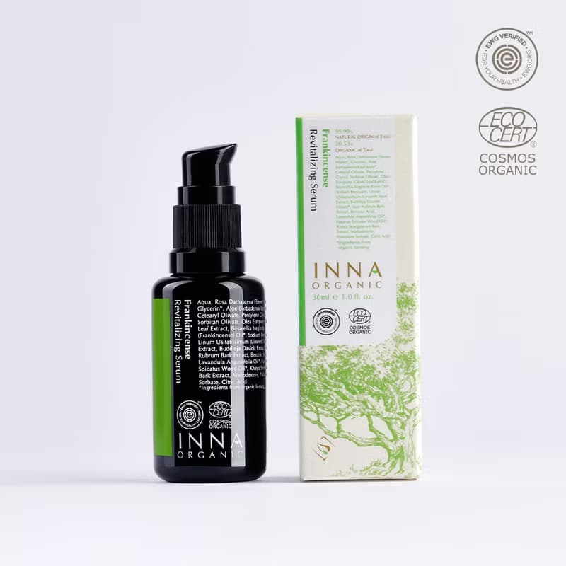 乳香緊致童顏精華 | 四季都可使用的抗皺精華