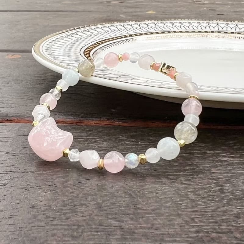 【貓女伯爵】貓咪頭粉水晶手鍊