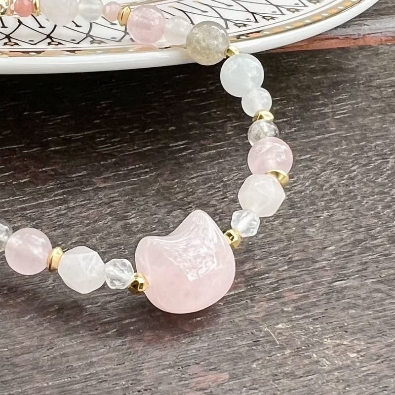 【貓女伯爵】貓咪頭粉水晶手鍊